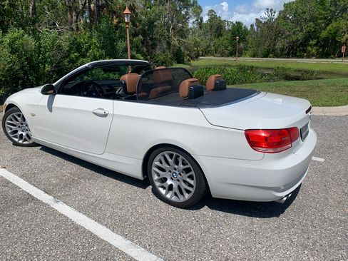 Used 2008 BMW 328i Convertible image 5