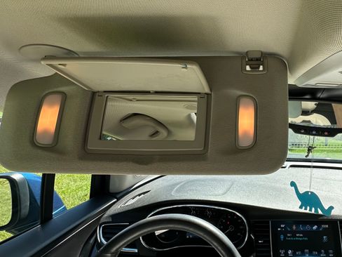 Used 2019 Buick Encore Essence w/ Safety Package II FWD image 13