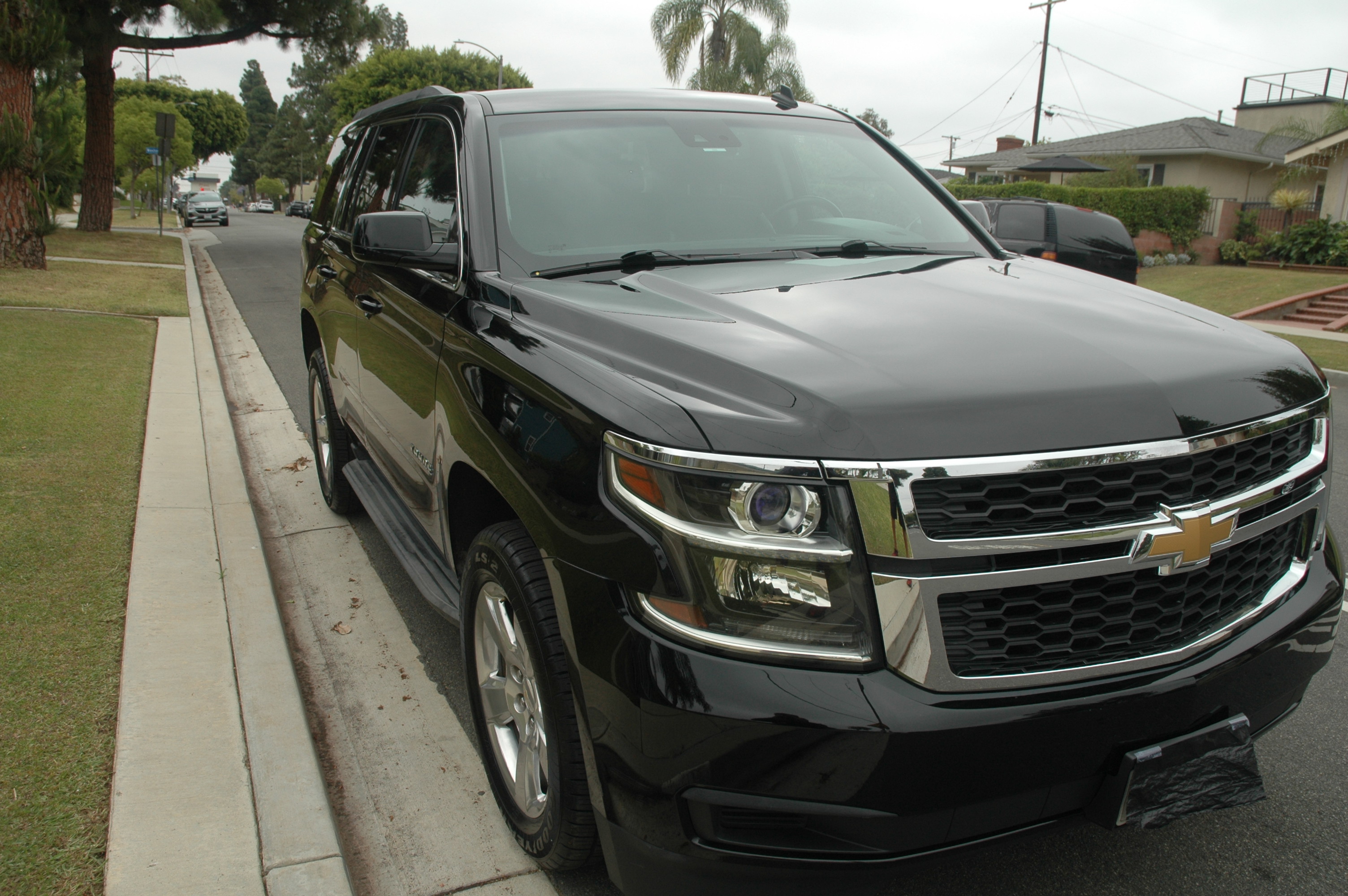 Used 2015 Chevrolet Tahoe LT RWD image 4