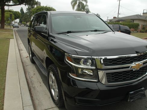 Used 2015 Chevrolet Tahoe LT RWD image 4