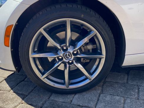 Used 2017 MAZDA MX-5 Miata RF Grand Touring image 13