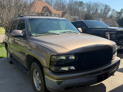 Used 2003 Chevrolet Tahoe LT image 13