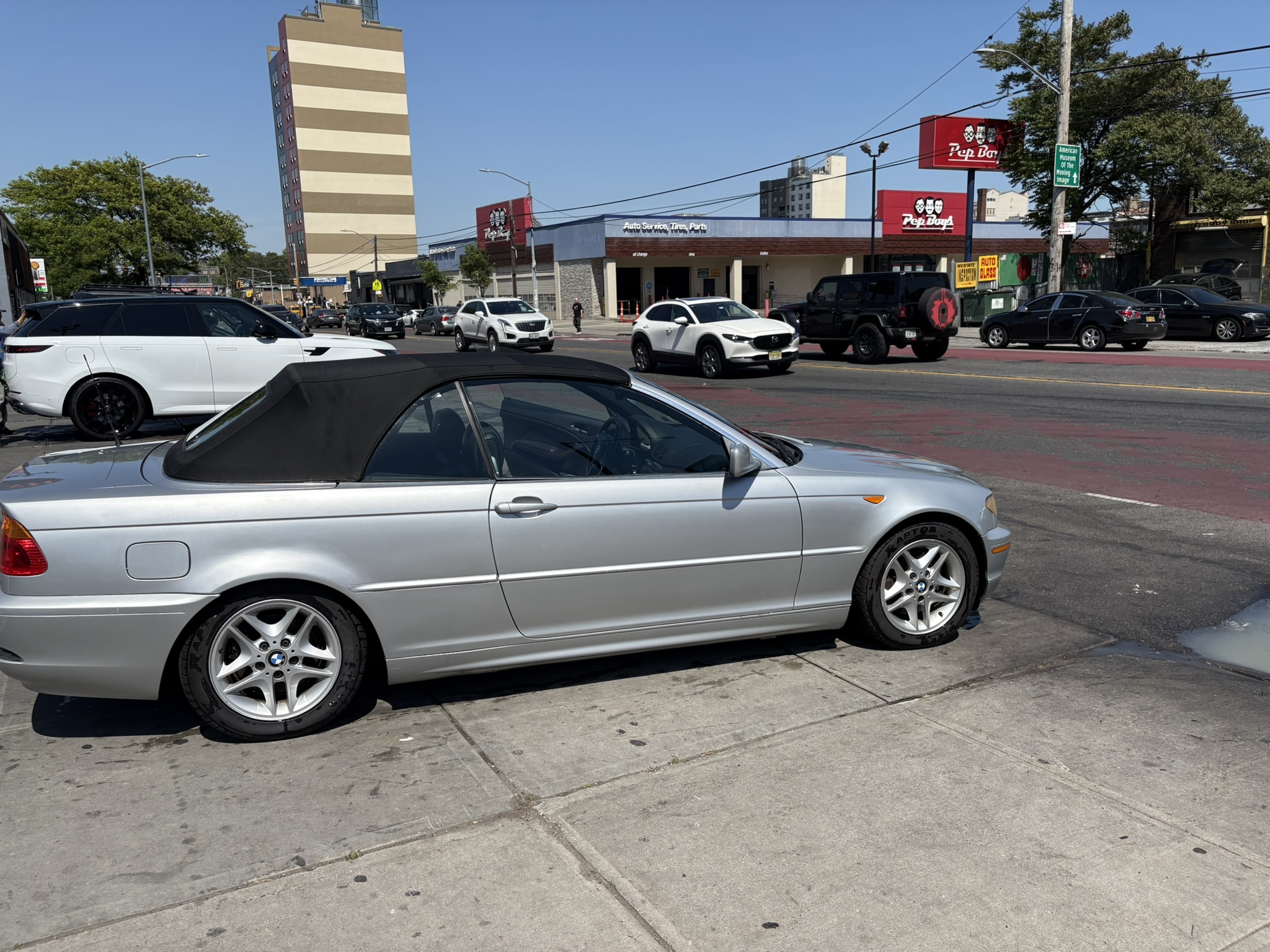 Used 2004 BMW 325Ci Convertible RWD image 5