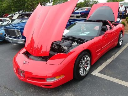 Used 2004 Chevrolet Corvette Coupe w/ Roof Package