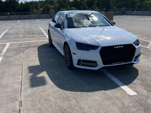 Used 2018 Audi A4 2.0T Premium Plus w/ Premium Plus Package AWD/4WD image 10