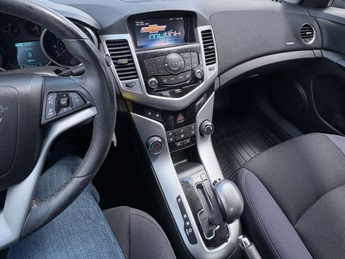Used 2014 Chevrolet Cruze LT FWD image 20