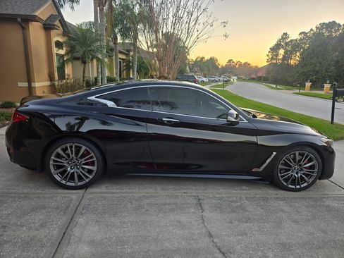 Used 2017 INFINITI Q60 Red Sport 400 image 8