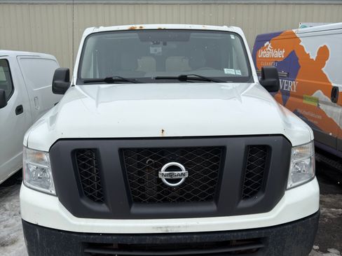 Used 2015 Nissan NV 1500 SV w/ Technology Package image 2