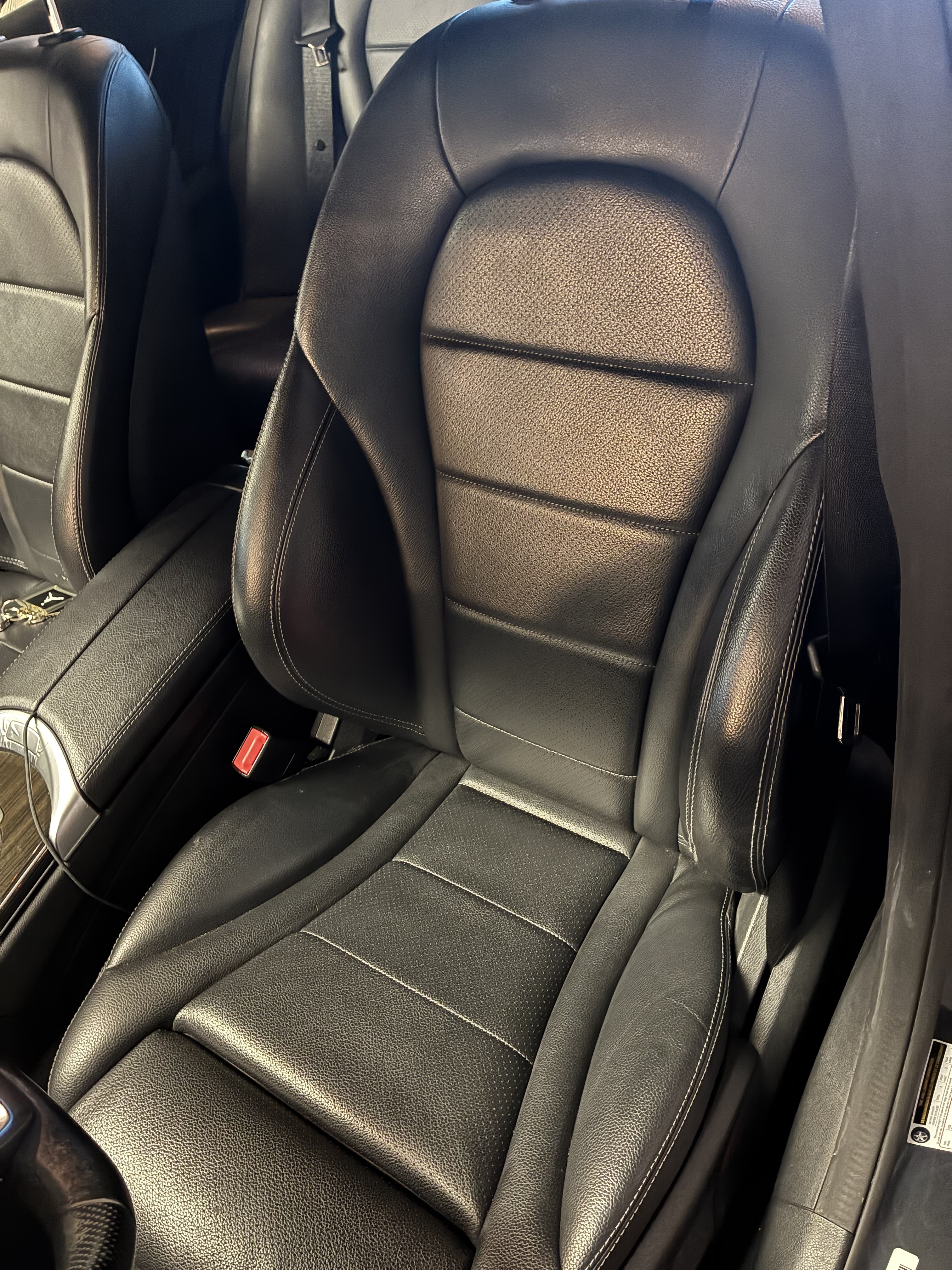 Used 2018 Mercedes-Benz C 300 Sedan image 25