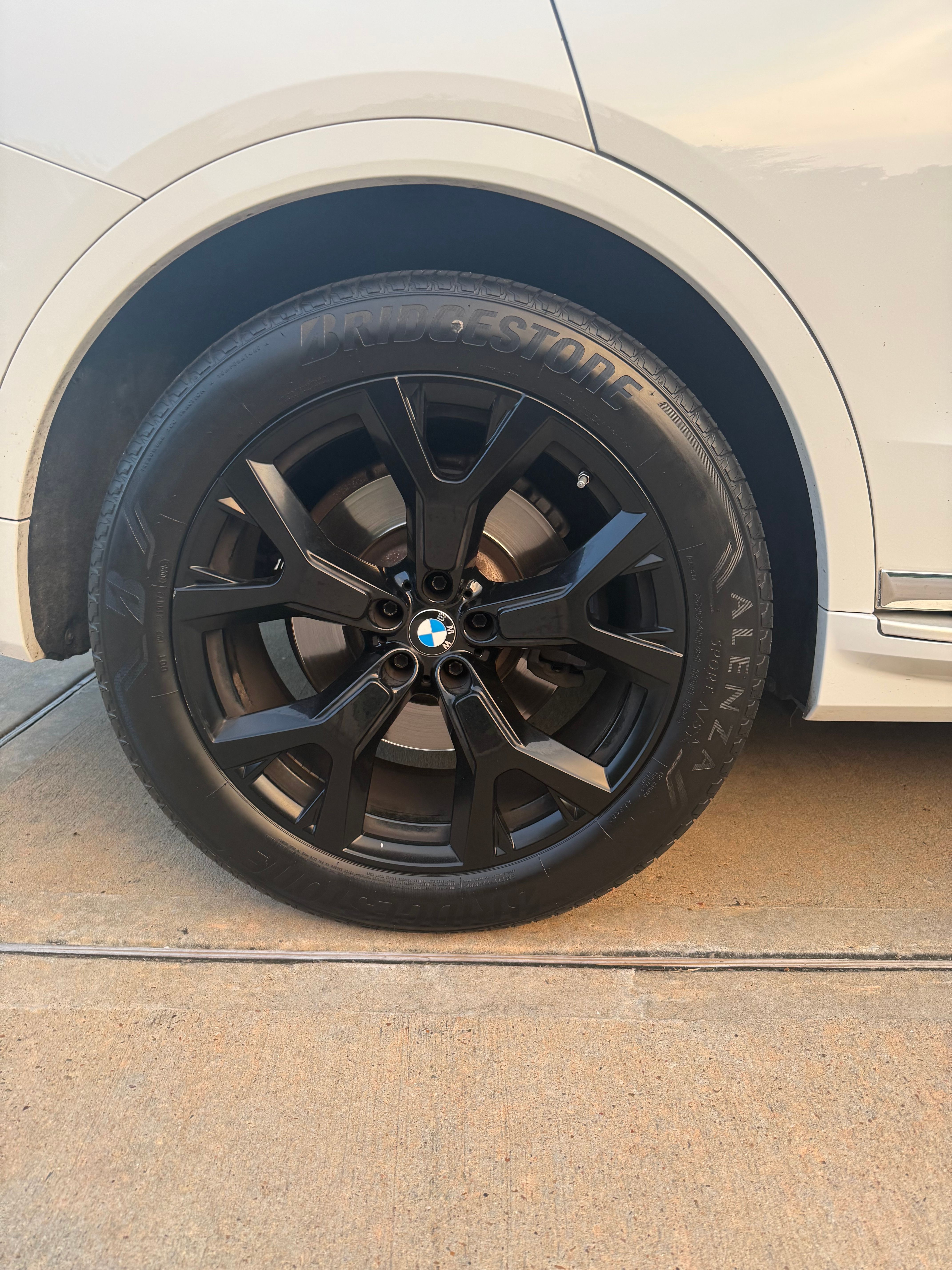 Used 2020 BMW X7 xDrive40i w/ Executive Package AWD/4WD image 19