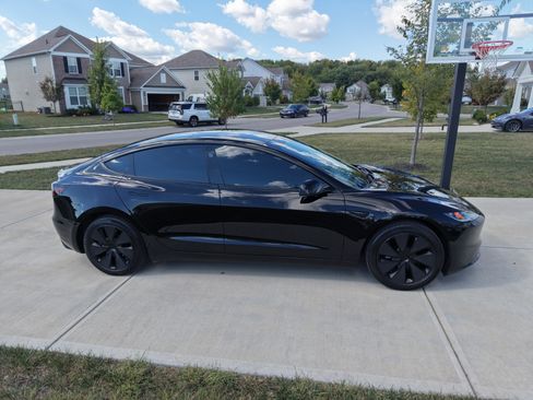 Used 2024 Tesla Model 3 Long Range image 8