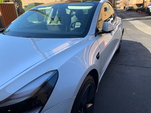 Used 2021 Tesla Model 3 Standard Range Plus image 6