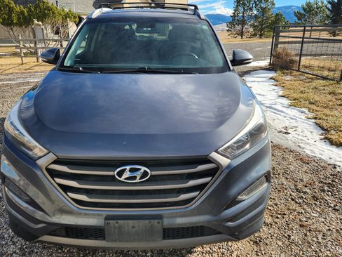 Used 2016 Hyundai Tucson Sport image 8
