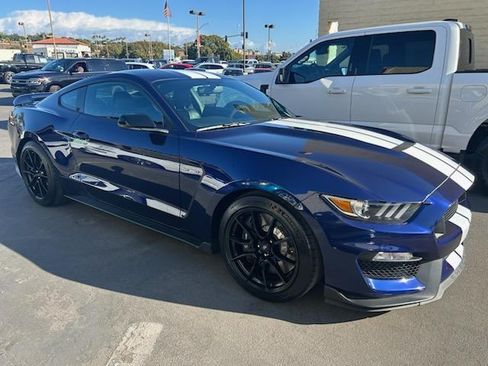 Used 2020 Ford Mustang Shelby GT350 w/ Technology Package image 10