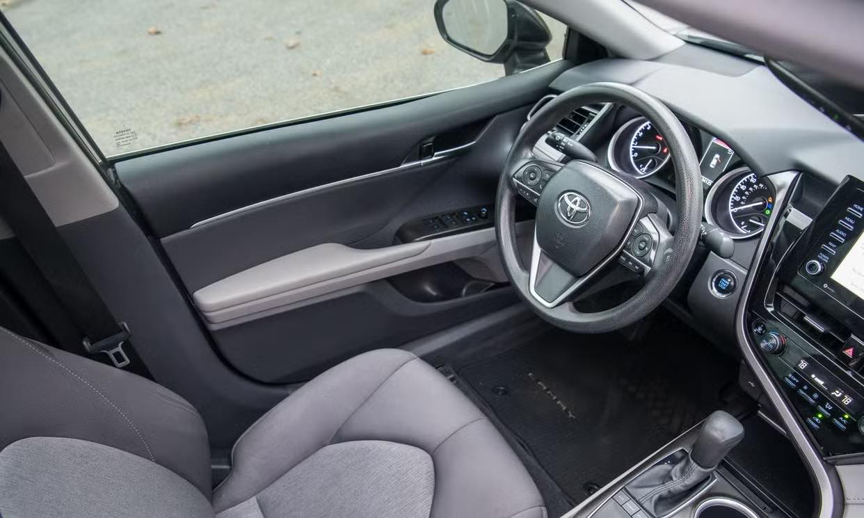 Used 2024 Toyota Camry LE w/ Convenience Package FWD image 9