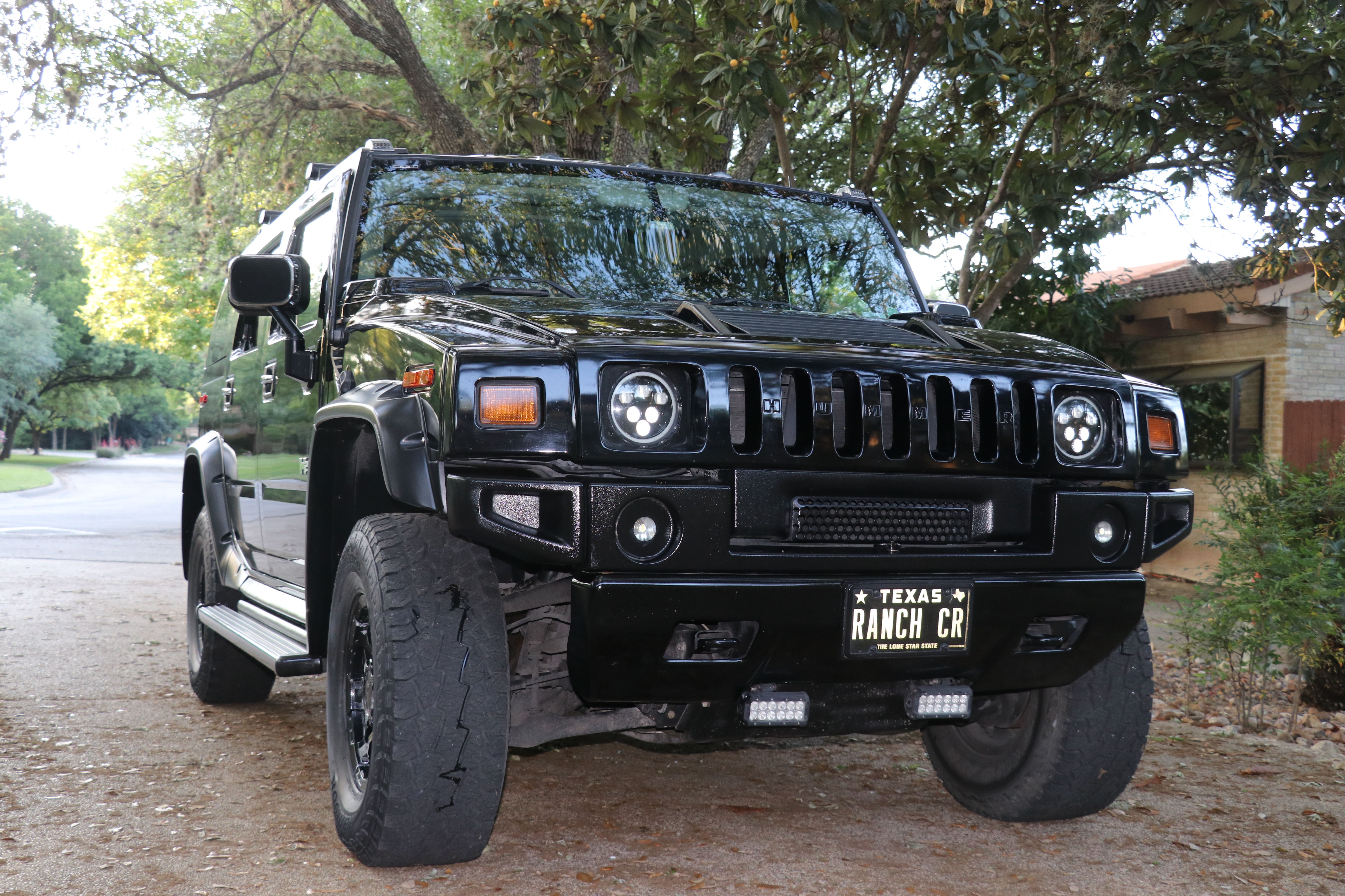 Used 2004 HUMMER H2 w/ Preferred Equipment Group AWD/4WD image 2