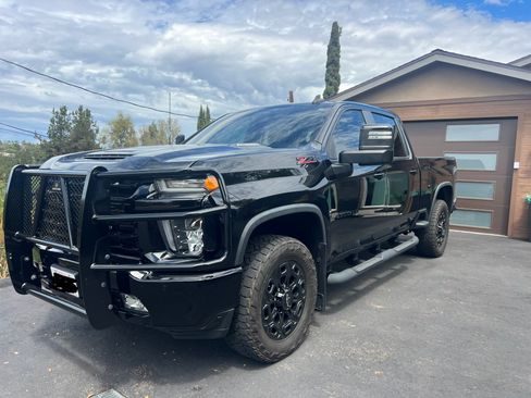 Used 2022 Chevrolet Silverado 2500 LT w/ Midnight Edition AWD/4WD image 1