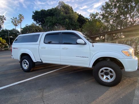 Used 2006 Toyota Tundra Limited AWD/4WD image 2