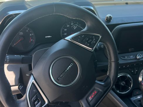 Used 2018 Chevrolet Camaro SS w/ LPO, Ground Effects Package RWD image 12