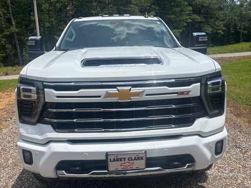 Used 2025 Chevrolet Silverado 2500 LT w/ Z71 Chrome Sport Edition AWD/4WD image 1