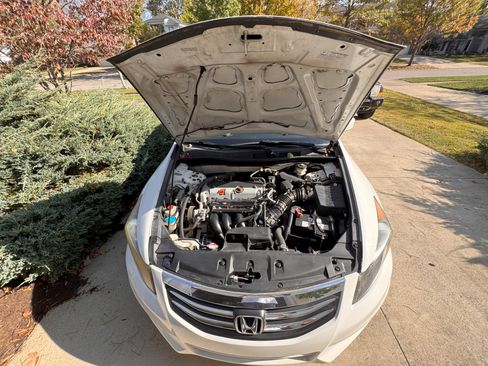 Used 2011 Honda Accord LX image 8