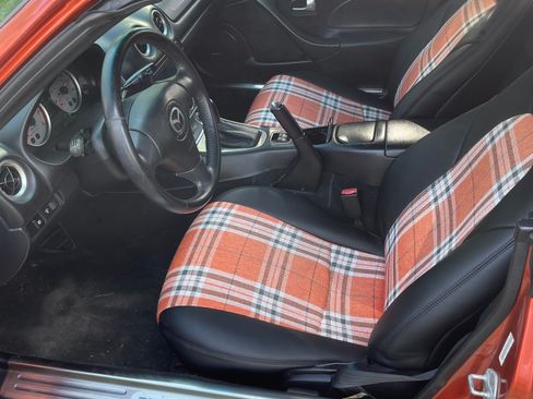 Used 2005 MAZDA MX-5 Miata MAZDASPEED RWD image 11