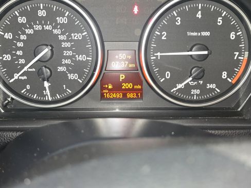 Used 2011 BMW 328i xDrive Coupe image 3