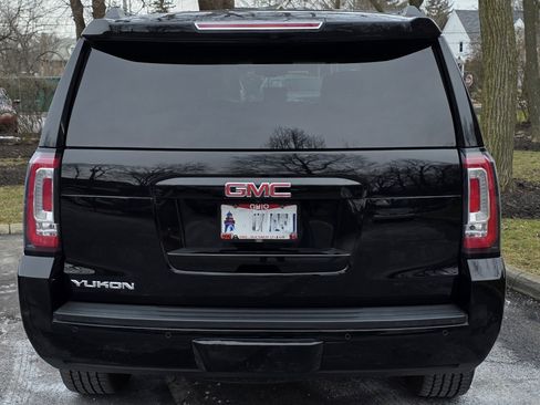 Used 2018 GMC Yukon SLT image 6