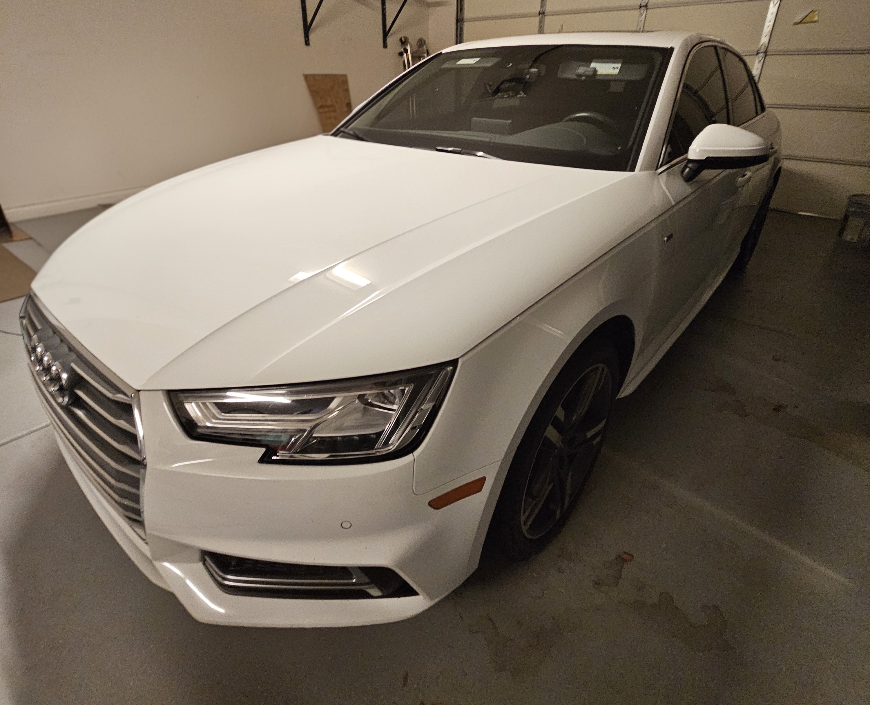 Used 2018 Audi A4 2.0T Ultra Premium Plus w/ Premium Plus Package FWD image 10