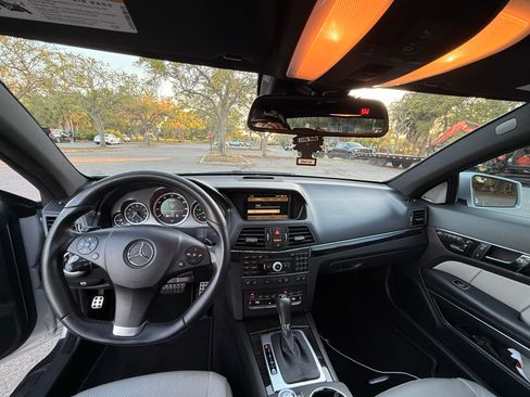 Used 2011 Mercedes-Benz E 550 Coupe image 10