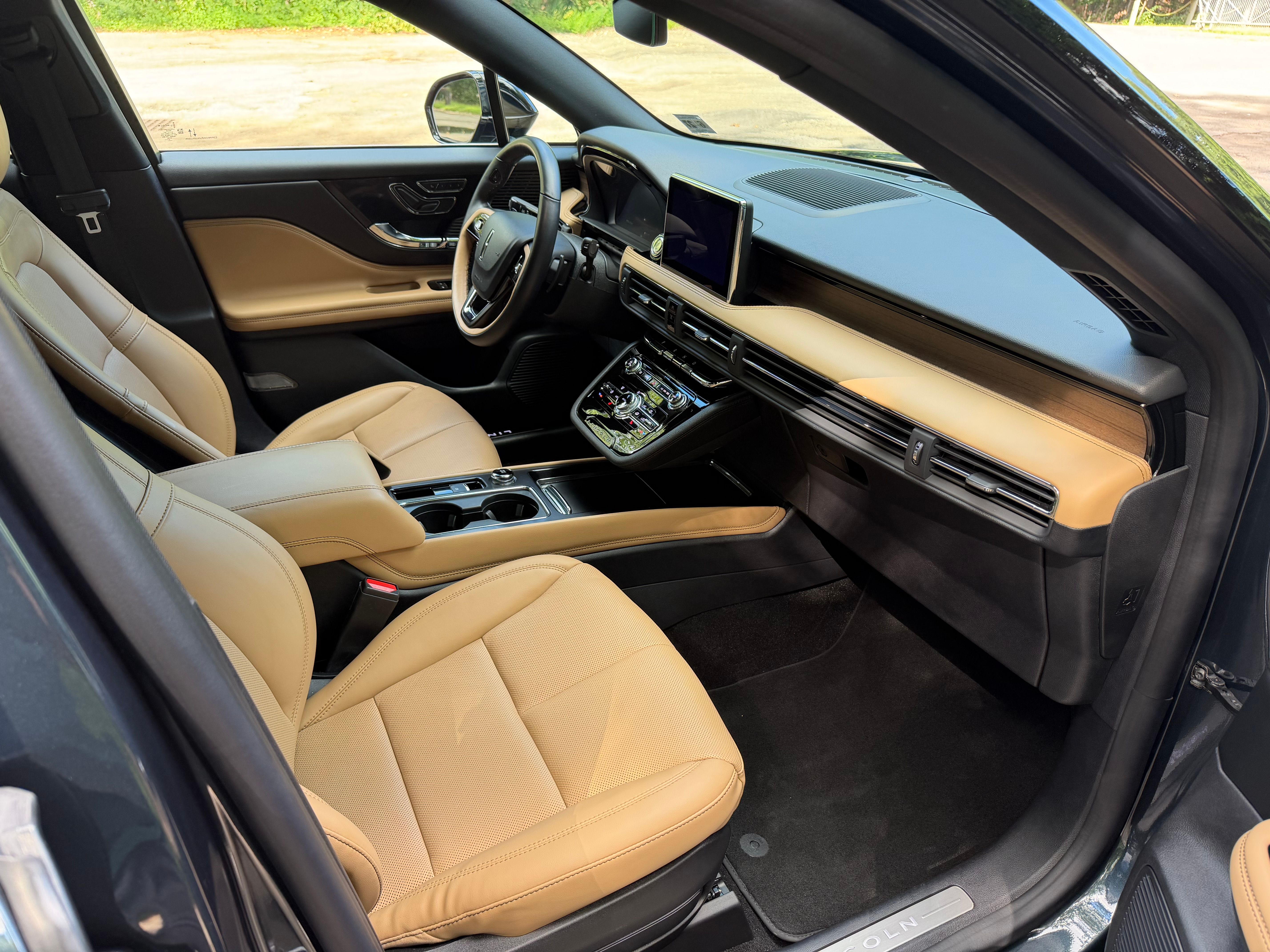 Used 2022 Lincoln Corsair Grand Touring AWD/4WD image 10