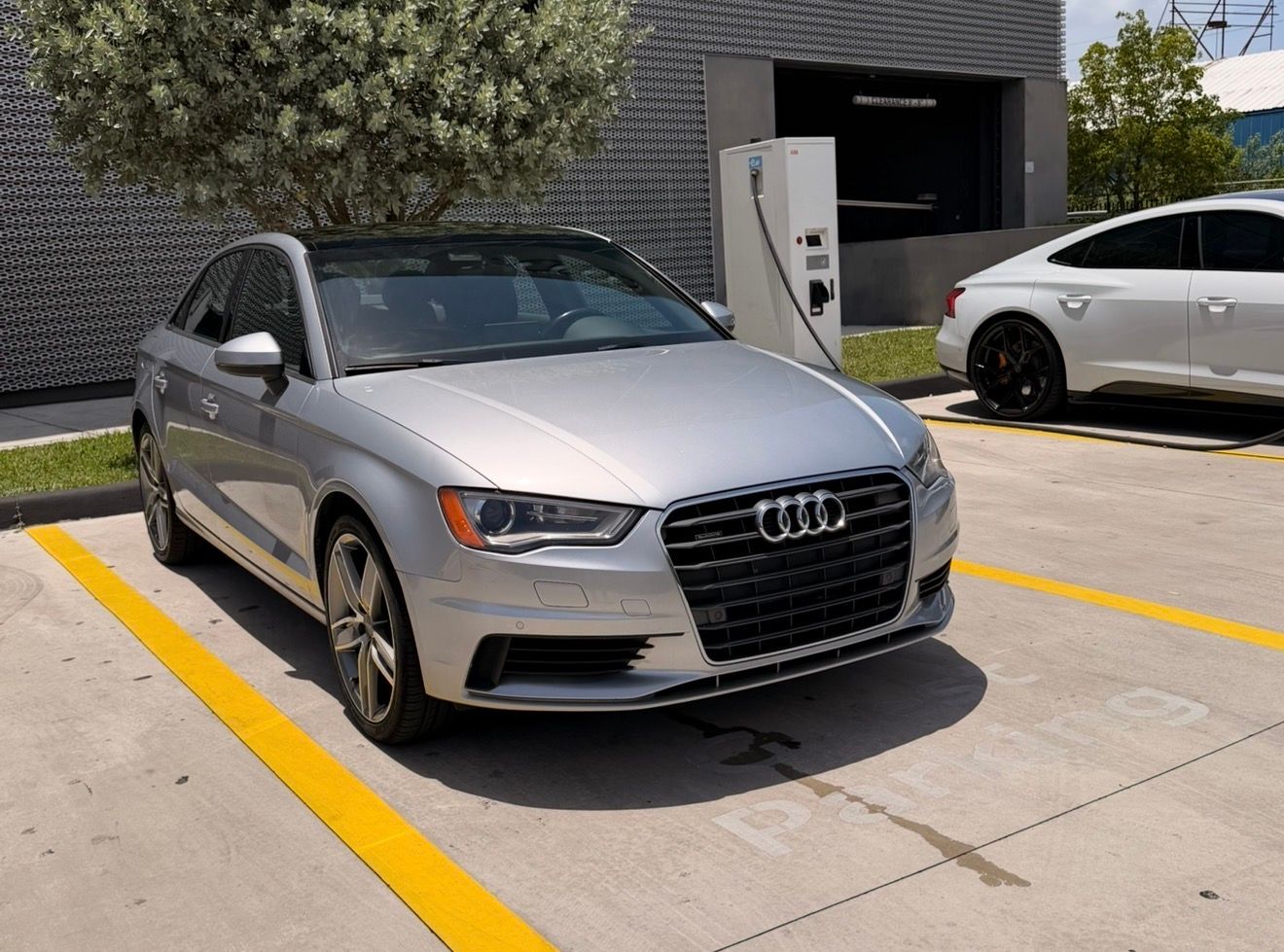 Used 2016 Audi A3 2.0T Premium w/ Audi MMI Navigation Plus AWD/4WD image 1