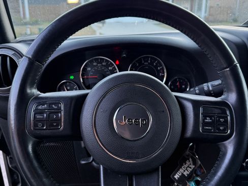 Used 2017 Jeep Wrangler Unlimited Sport w/ Quick Order Package 24S image 8