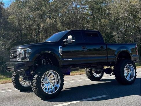 Used 2017 Ford F250 XLT w/ XLT Premium Package image 1