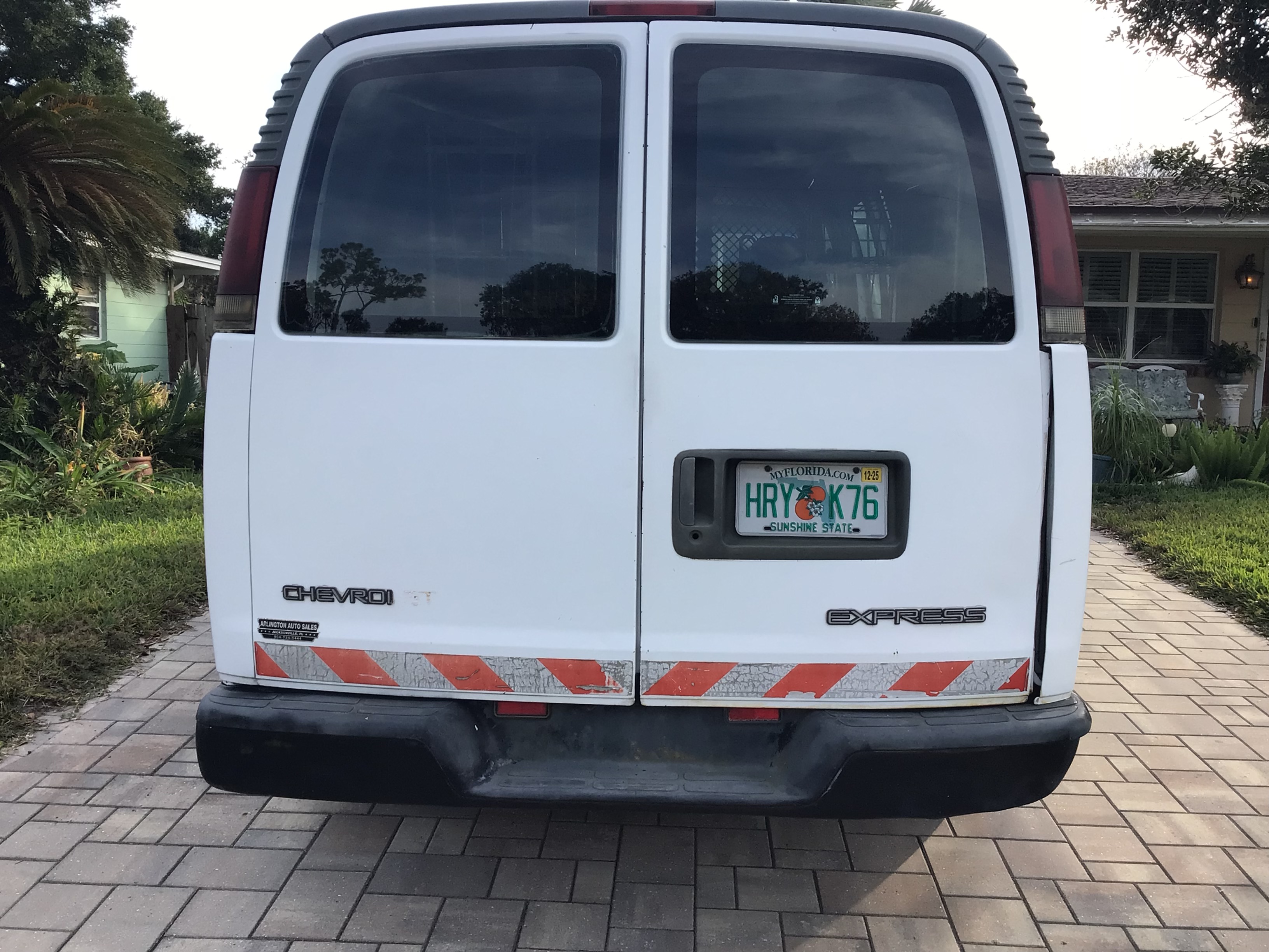 Used 2001 Chevrolet Express 1500 RWD image 6