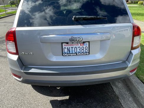 Used 2015 Jeep Compass Sport w/ Power Value Group image 5