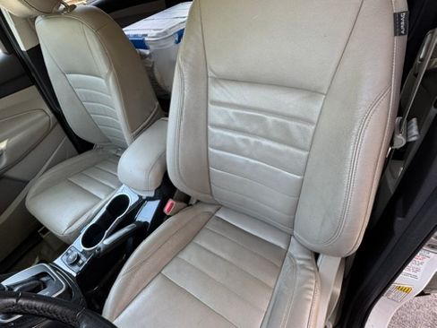 Used 2014 Ford Escape Titanium AWD/4WD image 19