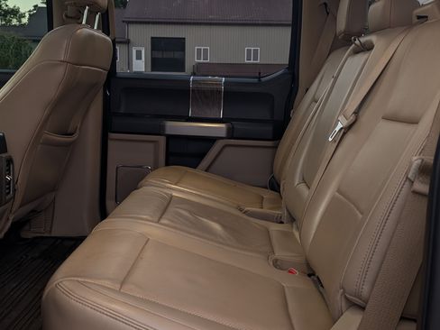 Used 2017 Ford F250 Lariat w/ Lariat Ultimate Package image 8