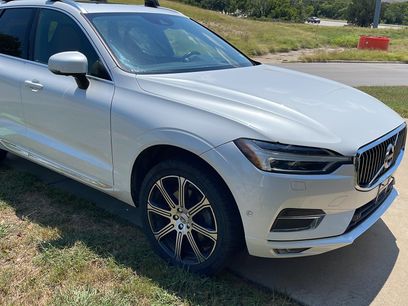 Used 2018 Volvo XC60 T6 Inscription w/ Convenience Package