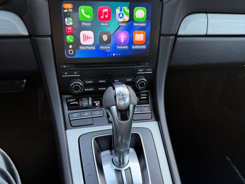 Used 2018 Porsche 911 GT3 image 14