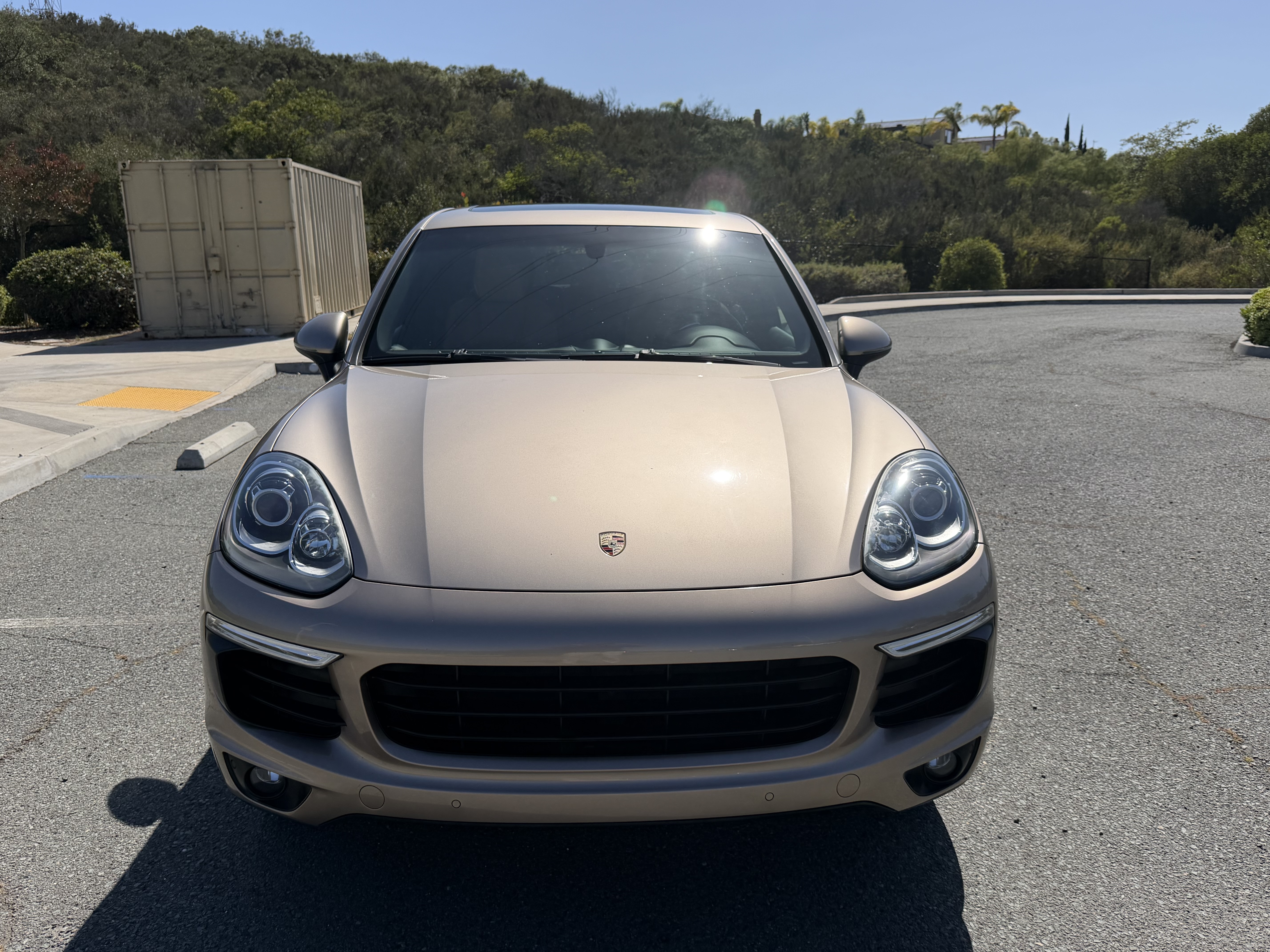 Used 2018 Porsche Cayenne AWD/4WD image 1