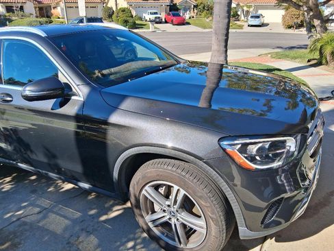 Used 2020 Mercedes-Benz GLC 300 4MATIC image 4