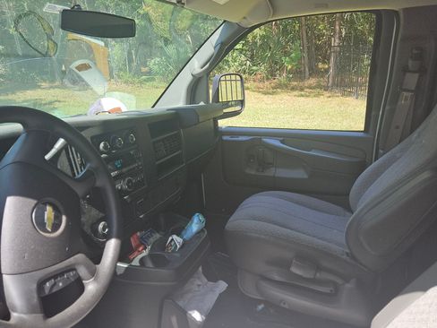 Used 2014 Chevrolet Express 1500 LS image 14