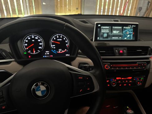 Used 2018 BMW X2 sDrive28i w/ Premium Package FWD image 12