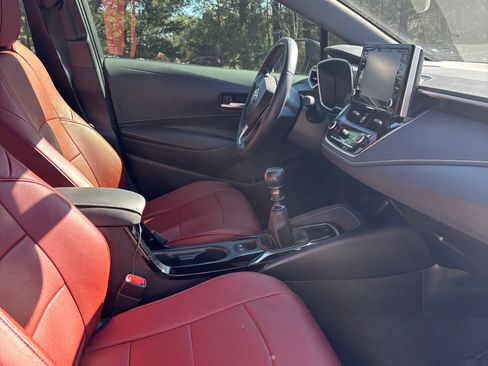 Used 2020 Toyota Corolla SE image 21