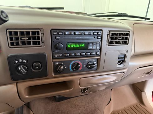 Used 2001 Ford F350 4x4 Crew Cab Super Duty image 12