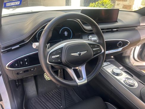 Used 2024 Genesis GV70 2.5T w/ Sport Prestige Package image 20