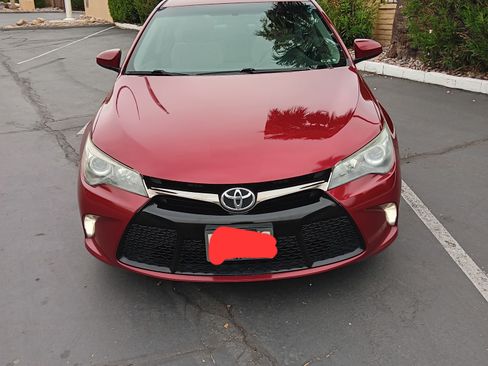 Used 2016 Toyota Camry XSE image 4