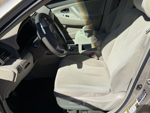 Used 2009 Toyota Camry SE image 9