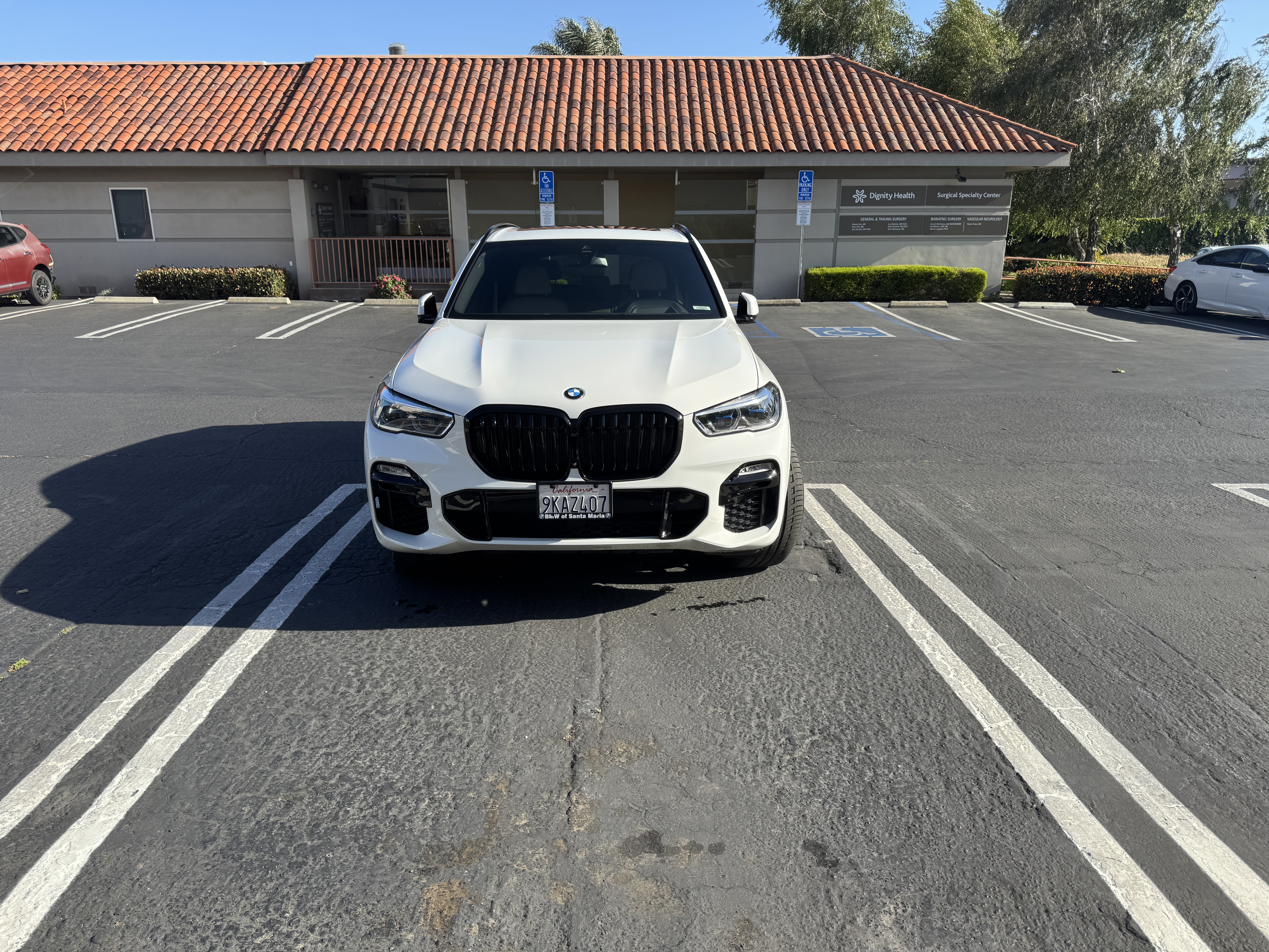 Used 2020 BMW X5 M50i w/ Executive Package AWD/4WD image 2